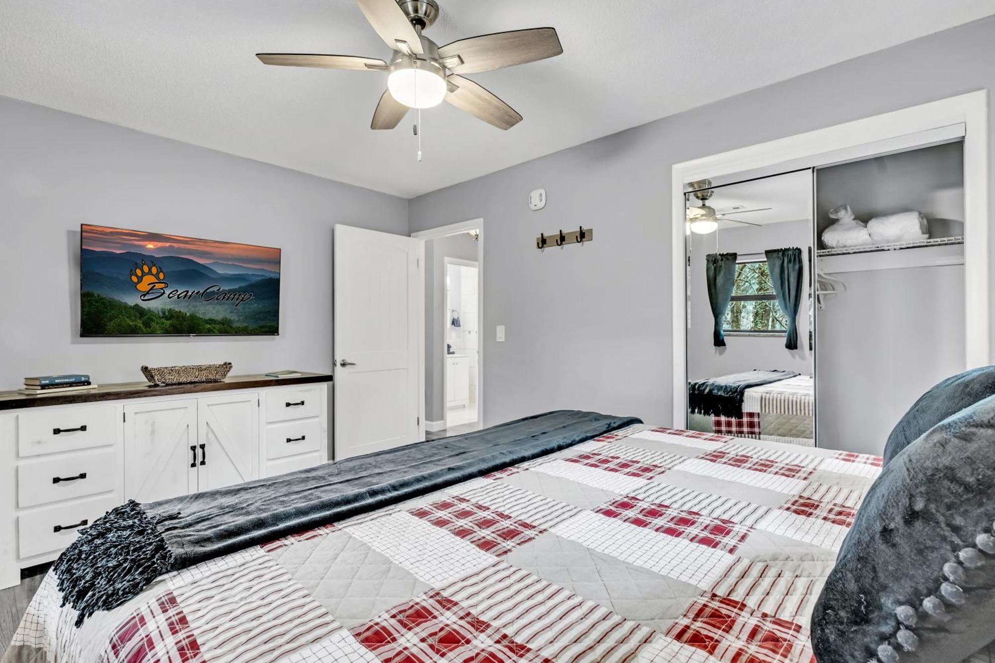 The Cozy Cove, Hot Tub, Wifi, 1089 Free Tickets Each Paid Day, Dollywood And More Sevierville Exterior foto