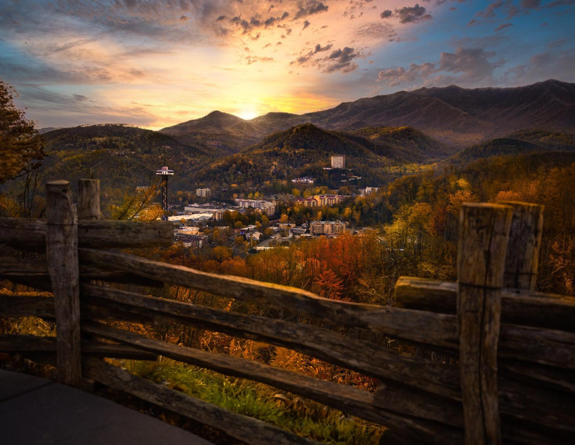 The Cozy Cove, Hot Tub, Wifi, 1089 Free Tickets Each Paid Day, Dollywood And More Sevierville Exterior foto
